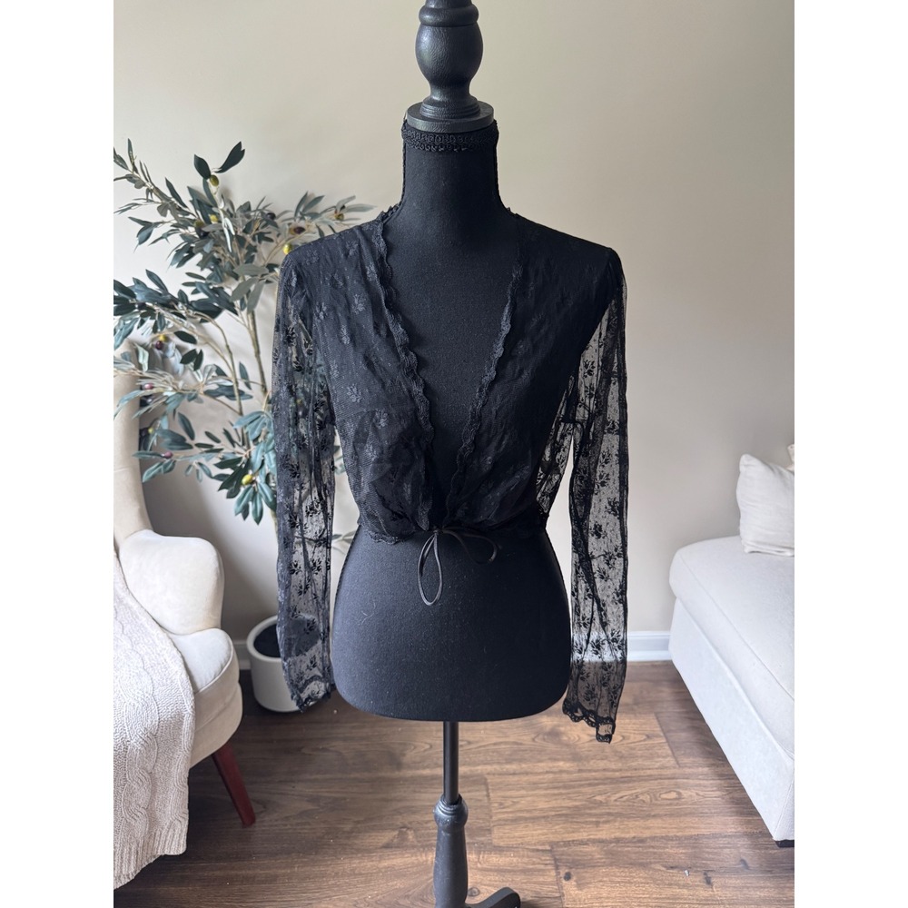 Vintage Vanity Fair Black Sheer Floral Lace Cropped Bolero Shrug Tie Front 36